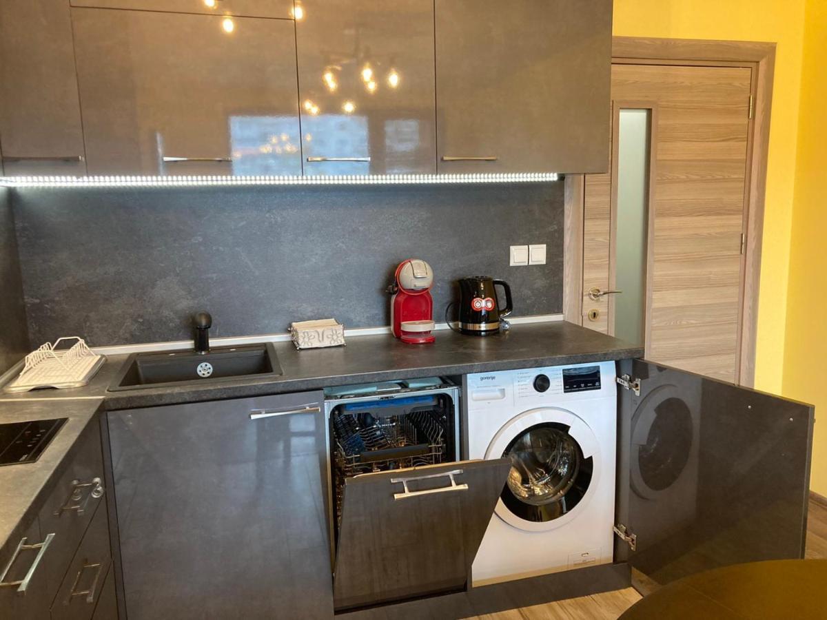 Victor'S Suite , With Private Parking Varna Exterior foto